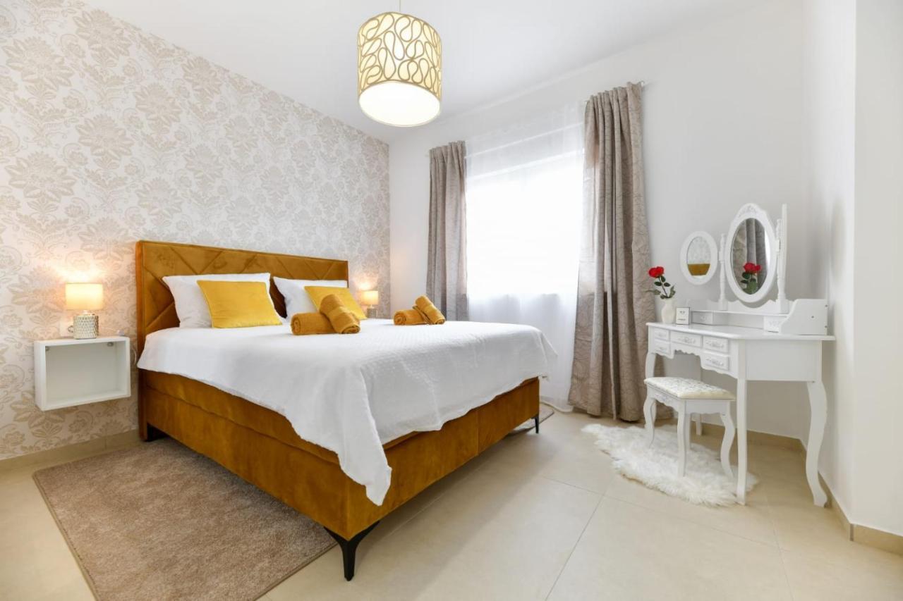 Family Apartment Amare Задар Экстерьер фото